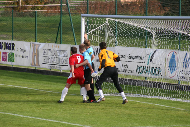 gal/08. Spieltag- SV Reischach-Rasen/2006-10-24 - SVR gg. Rasen-Antholz 116.jpg